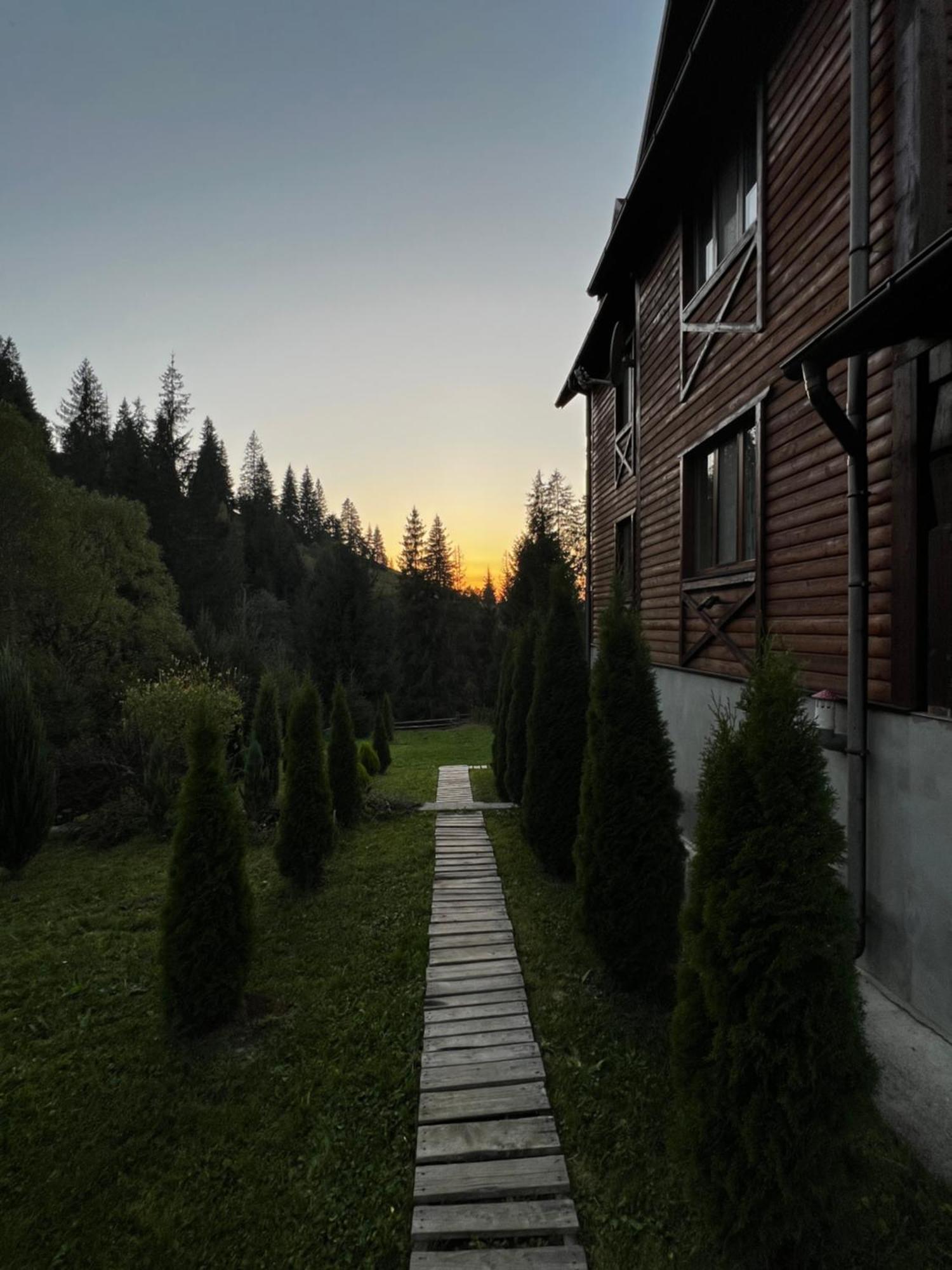 Marmarosy Hotel Vorokhta Bagian luar foto